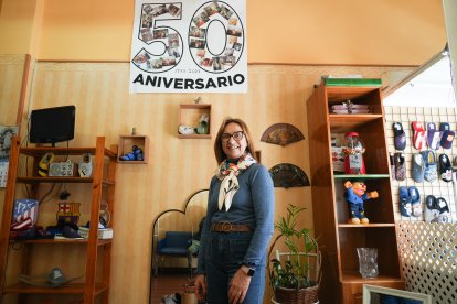 Paz Ballestero, dueña de la tienda Calzados Ballestero en la calle Cardenal Cisneros.