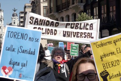 Manifestación en Valladolid por la Sanidad Pública.