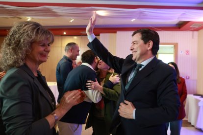 El candidato a la reelección a la Presidencia de la Junta de Castilla y León, Alfonso Fernández Mañueco, visita Benavente