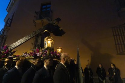 celebración del Vía Crucis Cuaresmal de la Cofradía Penitencial de la Sagrada Pasión de Cristo