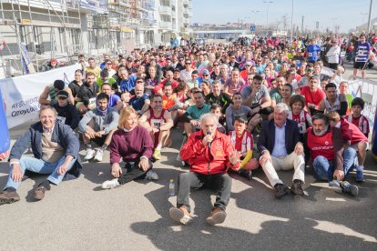 Cientos de personas asisten a la carrera popular Corre por una causa en Arroyo de La Encomienda