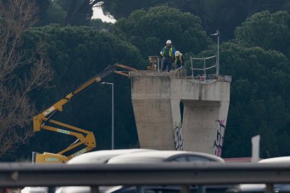 Corte de tráfico de la VA-30 a la N-601 genera tráfico en ambas vías