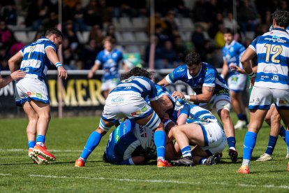 Una acción del partido entre VRAC y Huesitos La Vila.