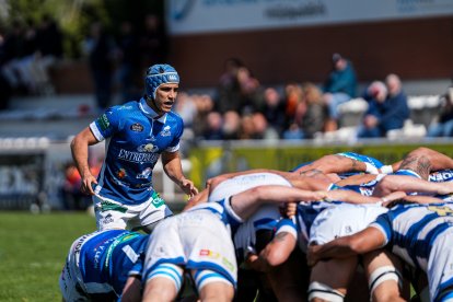Una acción del partido entre VRAC y Huesitos La Vila.