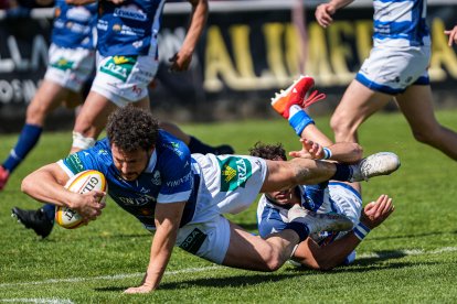Una acción del partido entre VRAC y Huesitos La Vila.