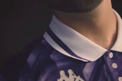 Nueva camiseta retro del Real Valladolid.