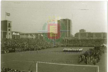 Antiguo estadio de Valladolid al que se podía acceder por la calle Ultramar.