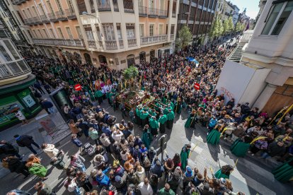 Procesión de Las Palmas de la Iglesia Penitencial de la Santa Vera Cruz