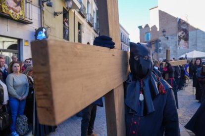 Procesión de Penitencia y Caridad en Jueves Santo