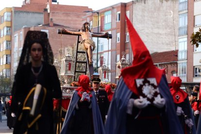 Procesión de la Exaltación de la Luz de Cristo en Valladolid.