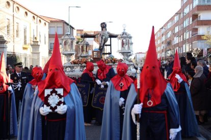 Procesión de la Exaltación de la Luz de Cristo en Valladolid.