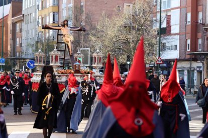 Procesión de la Exaltación de la Luz de Cristo en Valladolid.