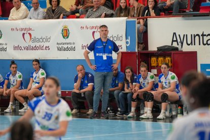 Una acción del partido entre Aula y La Rioja.