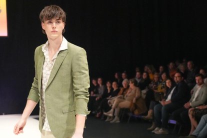 Un momento del desfile de moda en el Lava de Valladolid.