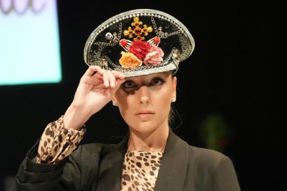 Un momento del desfile de moda en el Lava de Valladolid.
