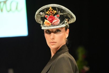 Un momento del desfile de moda en el Lava de Valladolid.