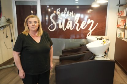 Belén Suárez, dueña de la peluquería con el mismo nombre en el número 45.