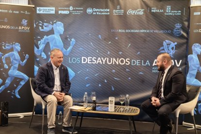 Carlos Peralta Gallego, en los Desayunos de la APDV.