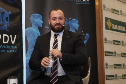Desayuno de la APDV con Carlos Peralta Gallego, director de la Agencia Estatal Antidopaje.