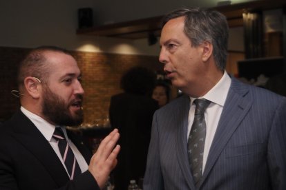 Desayuno de la APDV con Carlos Peralta Gallego, director de la Agencia Estatal Antidopaje.