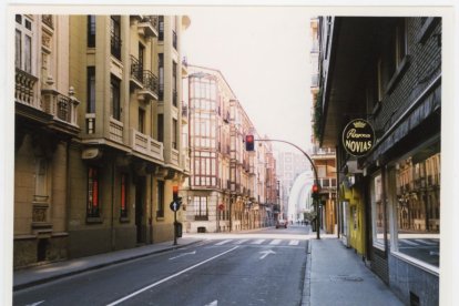 Calle López Gómez en el año 2000