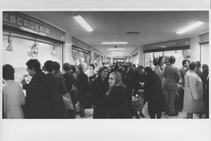 Galerías de alimentación López Gómez en 1974