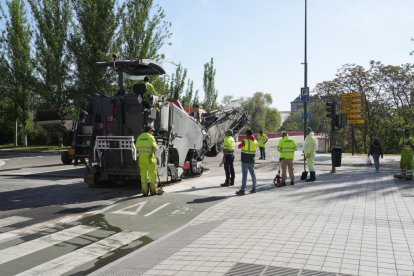 Obras en la calle Gloria Fuertes.