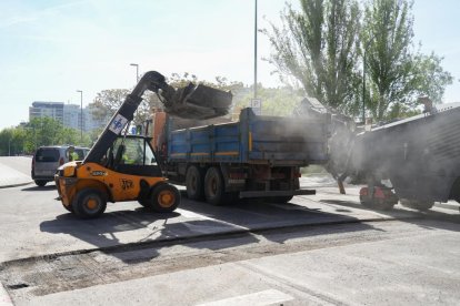 Obras en la calle Gloria Fuertes.