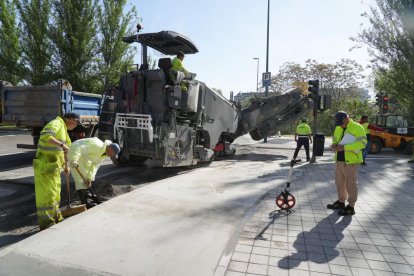 Obras en la calle Gloria Fuertes.