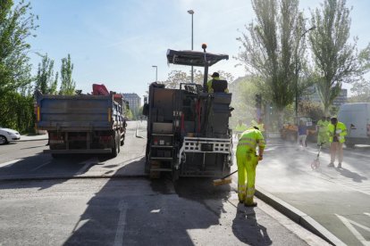 Obras en la calle Gloria Fuertes.
