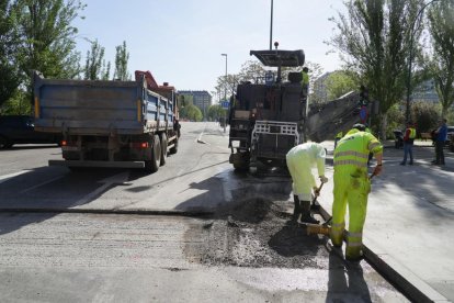Obras en la calle Gloria Fuertes.