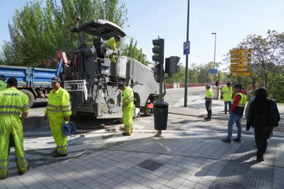 Obras en la calle Gloria Fuertes.