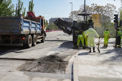 Obras en la calle Gloria Fuertes.