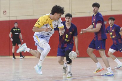 Una acción del Barça Atlétic - Recoletas.