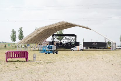 La campa de Villalar espera ya la celebración del Día de Castilla y León.