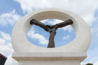 La campa de Villalar espera ya la celebración del Día de Castilla y León.