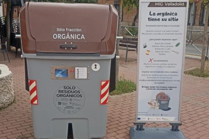 Nuevo contenedor de basura orgánica con apertura mediante tarjeta o QR.