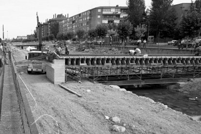 Paseo del Cauce en otra época.