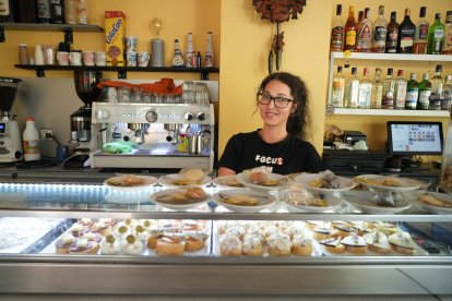 Estefania González, dueña del bar Venus, en la esquina con La Glorieta del Descubrimiento