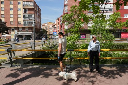 La calle que robó el agua al alcalde