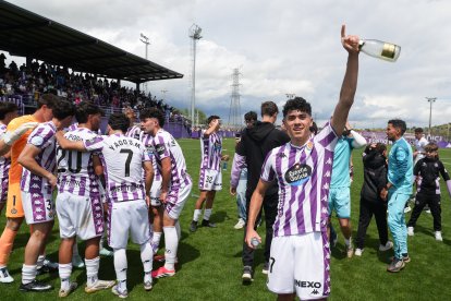 Celebración de la permanencia del Promesas.