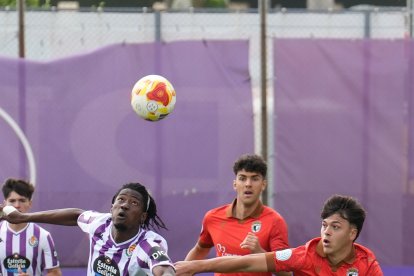 Una acción del Promesas - Burgos B en los Anexos.