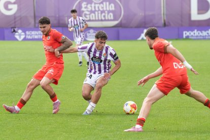 Una acción del Promesas - Burgos B en los Anexos.