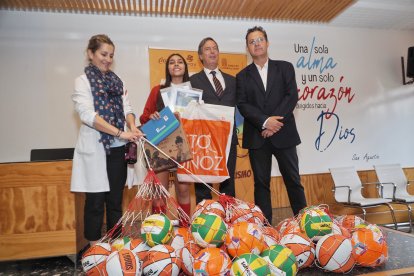 La ganadora del primer premio  Emma Román Izquierdo.