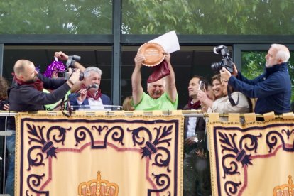 La Peña Los Torreznos invita a disfrutar y reencontrarse durante el Pregón que inicia las fiestas de San Juan en Arroyo.