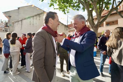 La Peña Los Torreznos invita a disfrutar y reencontrarse durante el Pregón que inicia las fiestas de San Juan en Arroyo.