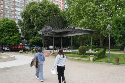 Plaza Poniente en la actualidad