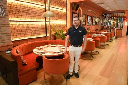 Édison Moreno , trabajador de la pizzería Napolitana Ditaly