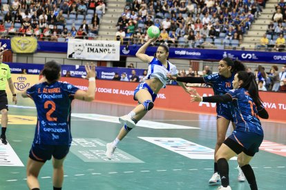 Una acción del Bera Bera - Aula de Copa de la Reina.