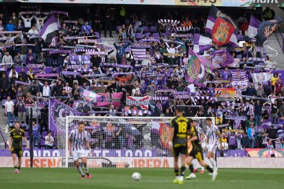 Imágenes que valen una permanencia en en Real Valladolid-Zaragoza.